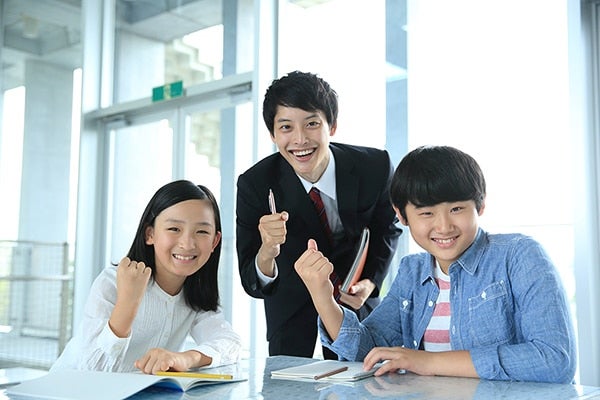 大学に通う以外の教員免許の取り方 社会人や高卒も取得可能！